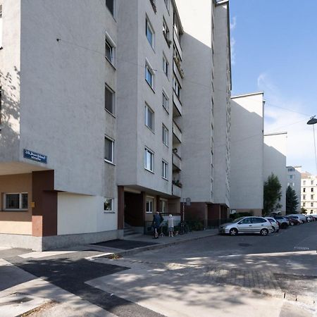 Two Bedrooms - 85 Squaremeters - 4 Min To U6 Dresdner Str Відень Екстер'єр фото