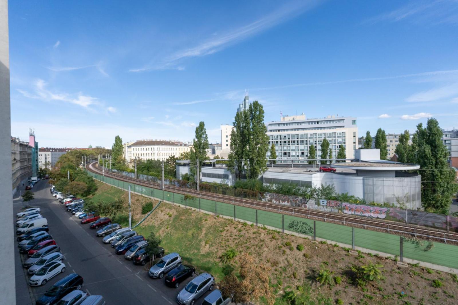 Two Bedrooms - 85 Squaremeters - 4 Min To U6 Dresdner Str Відень Екстер'єр фото
