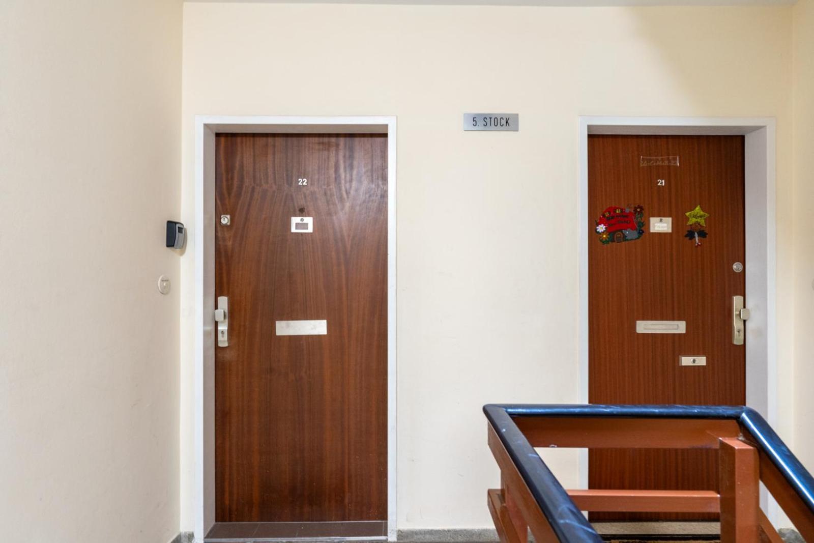 Two Bedrooms - 85 Squaremeters - 4 Min To U6 Dresdner Str Відень Екстер'єр фото