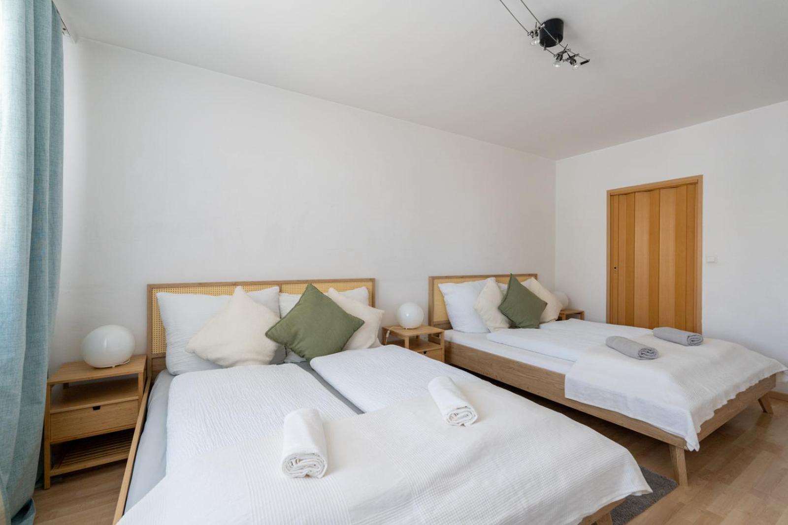 Two Bedrooms - 85 Squaremeters - 4 Min To U6 Dresdner Str Відень Екстер'єр фото