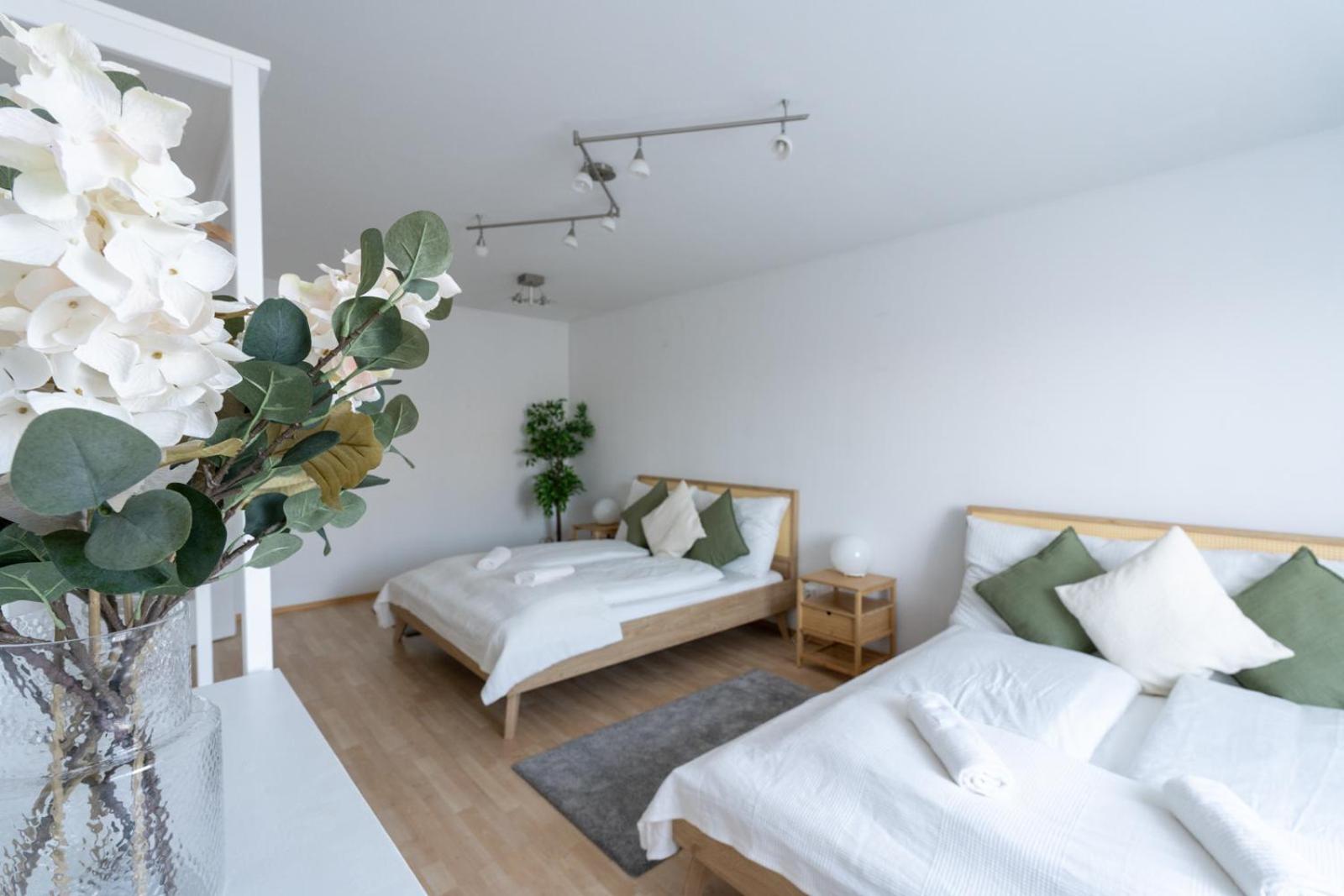 Two Bedrooms - 85 Squaremeters - 4 Min To U6 Dresdner Str Відень Екстер'єр фото