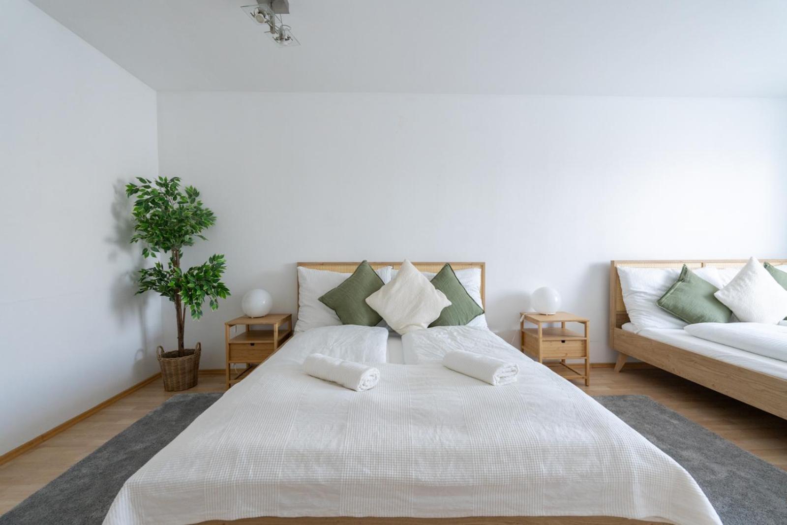 Two Bedrooms - 85 Squaremeters - 4 Min To U6 Dresdner Str Відень Екстер'єр фото